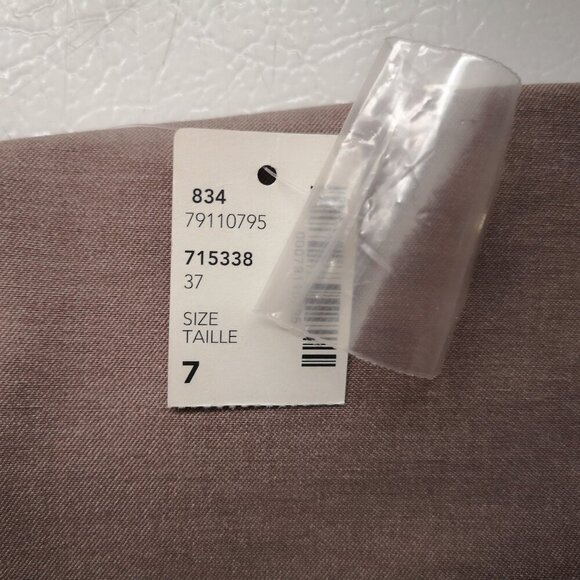 NWT Reitmans Ladies Size 7 Pull On Style A-line Skirt - Picture 6 of 10